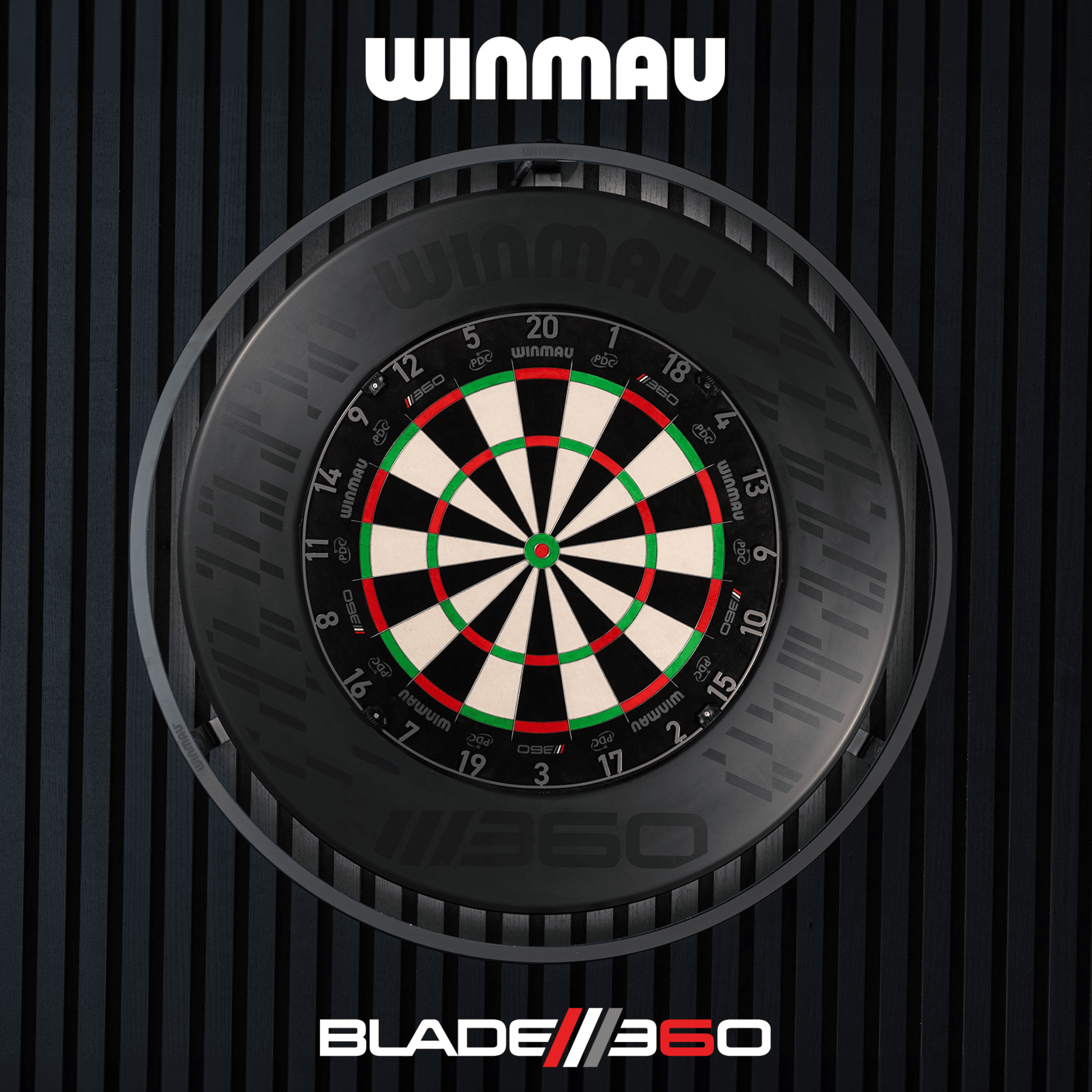 Winmau Blade 360 Dartbord Surround - Zwart Das Bild zeigt das Winmau Blade 360 Dartboard Surround in Schwarz. Dieses Produkt dient als Schutz für die Wand rund um das Dartboard.