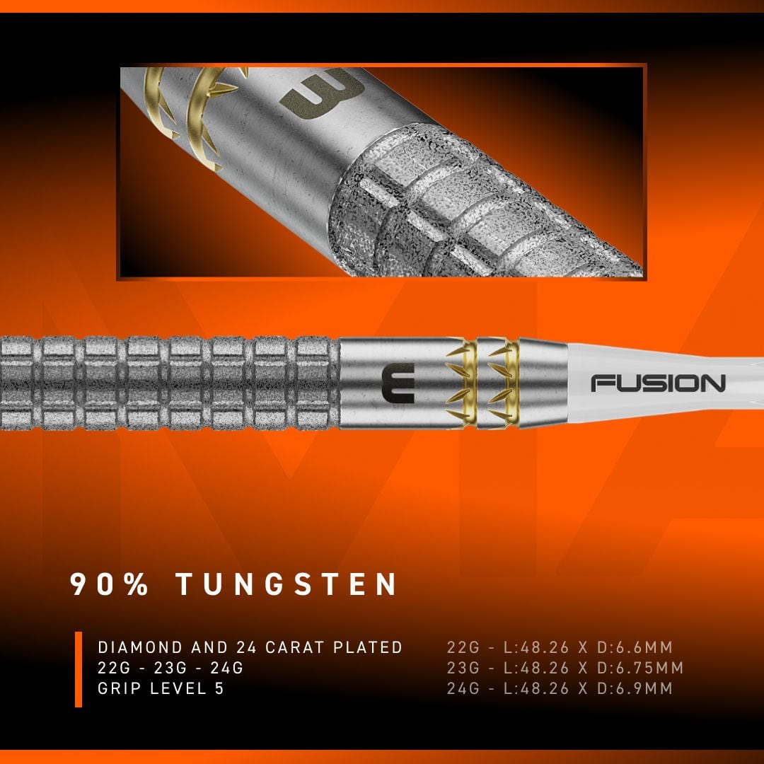 Winmau Gian Van Veen W-MAX Switch Point stalen dartpijlen Die Abbildung zeigt die Winmau Gian Van Veen W-MAX Switch Point Steeldarts. Drei Darts liegen nebeneinander auf einer weißen Fläche.