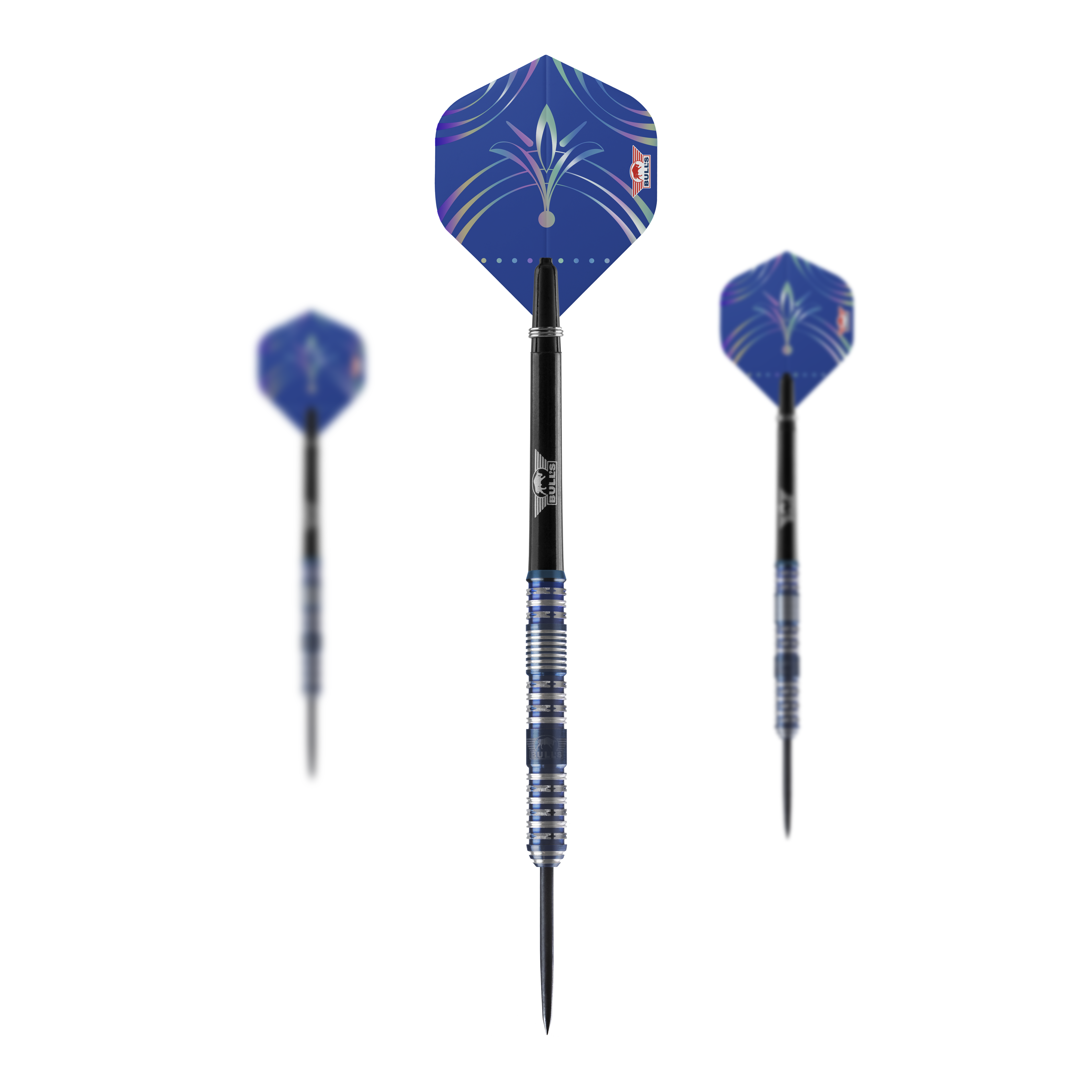 Bulls NL Silvian Steeldarts Das Bild zeigt drei Steeldarts des Produkts "Bulls NL Silvian Steeldarts". Die Flights sind blau mit einem dekorativen Muster.