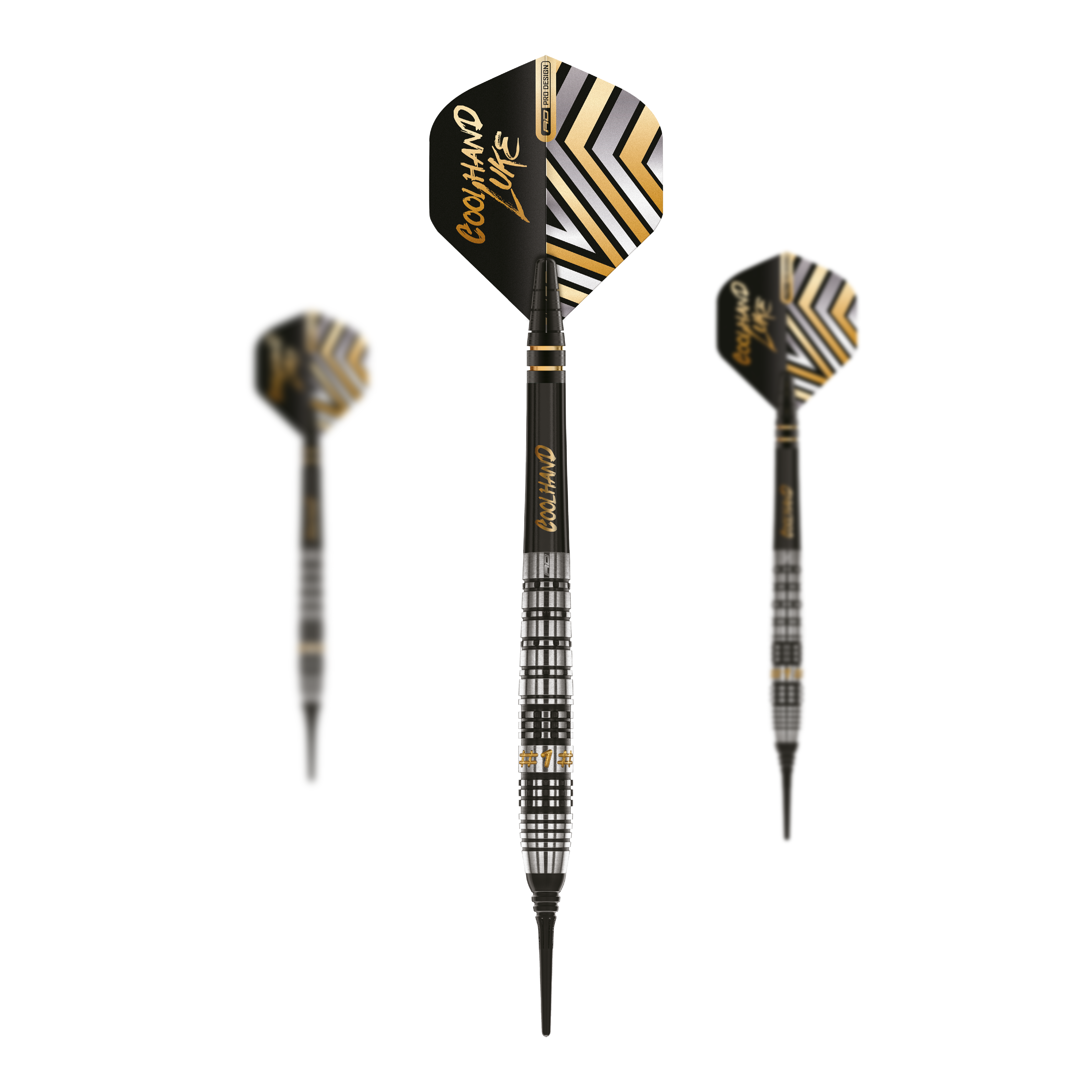 Red Dragon Luke Humphries Prestige Soft Darts - 20g Das Bild zeigt drei Softdarts des Modells „Red Dragon Luke Humphries Prestige“ mit 20g Gewicht. Die Darts haben ein schwarzes und silbernes Design mit goldfarbenen Akzenten und der Aufschrift „Coolhand Luke“.