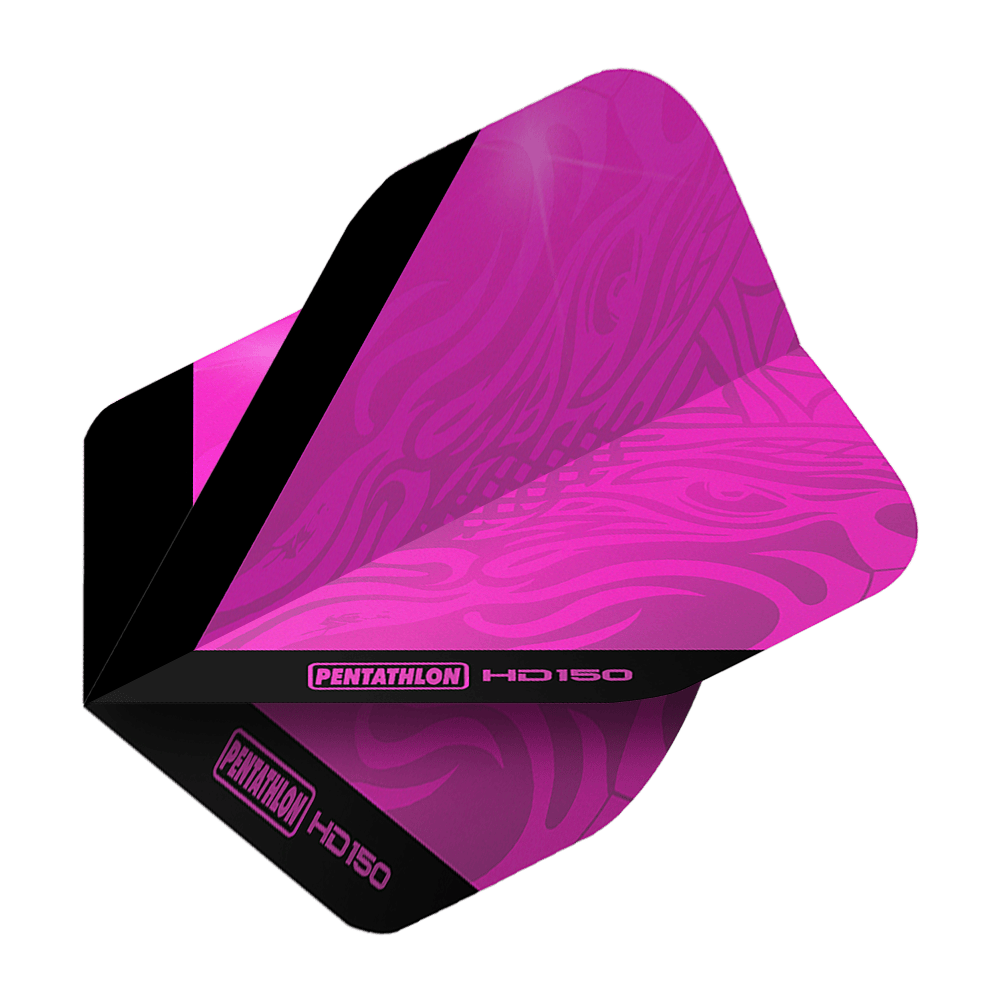 Pentatlon HD150 Metallic Roze Standaard Vluchten Das Bild zeigt das Produkt "Pentathlon HD150 Metallic Pink Standard Flights". Es handelt sich um ein Dart-Flight in metallischem Pink mit schwarzen Akzenten und Markenaufdruck.