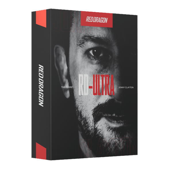 Red Dragon Jonny Clayton RD-ULTRA softdarts - 18 g Hier sieht man die Red Dragon Jonny Clayton RD-ULTRA Softdarts mit einem Gewicht von 18g. Die Softdarts haben schwarze, graue und rote Akzente sowie auffällige Flights.