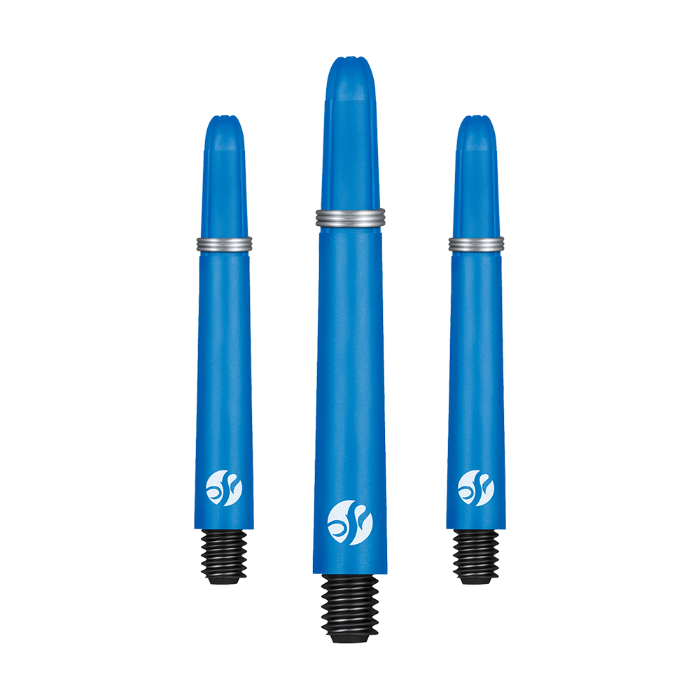 Shot Koi Carbon Shafts - Blauw Das Bild zeigt drei blaue Dartschäfte in verschiedenen Längen. Jeder Schaft hat ein schwarzes Gewinde und einen weißen Aufdruck.