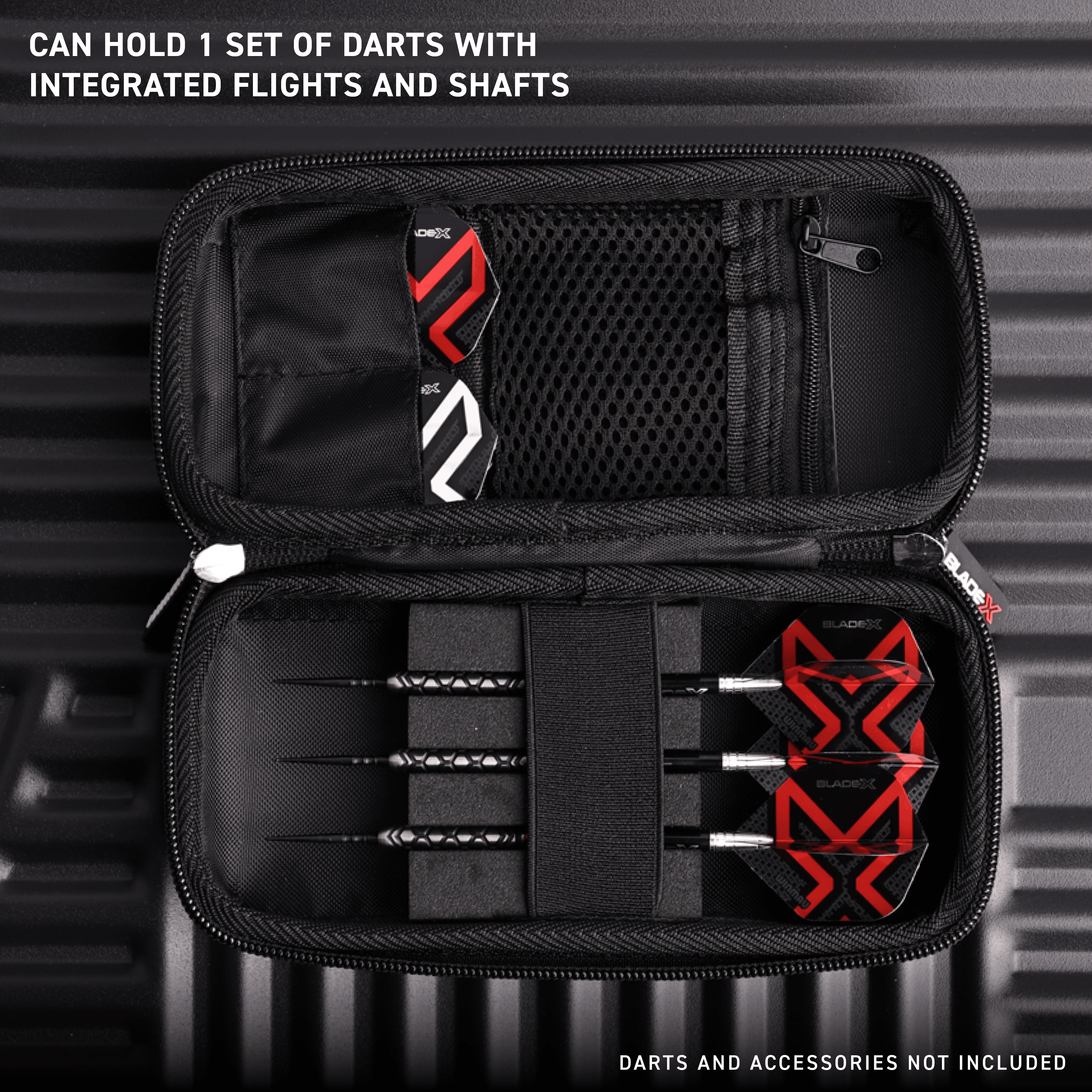 Winmau Blade X Armor G1 dartportemonnee Das Bild zeigt das Produkt mit dem Dateinamen 8534_Winmau_Blade_X_Armor_G1_Dartwallet_W3. Es könnte sich um ein Dart-Accessoire handeln.