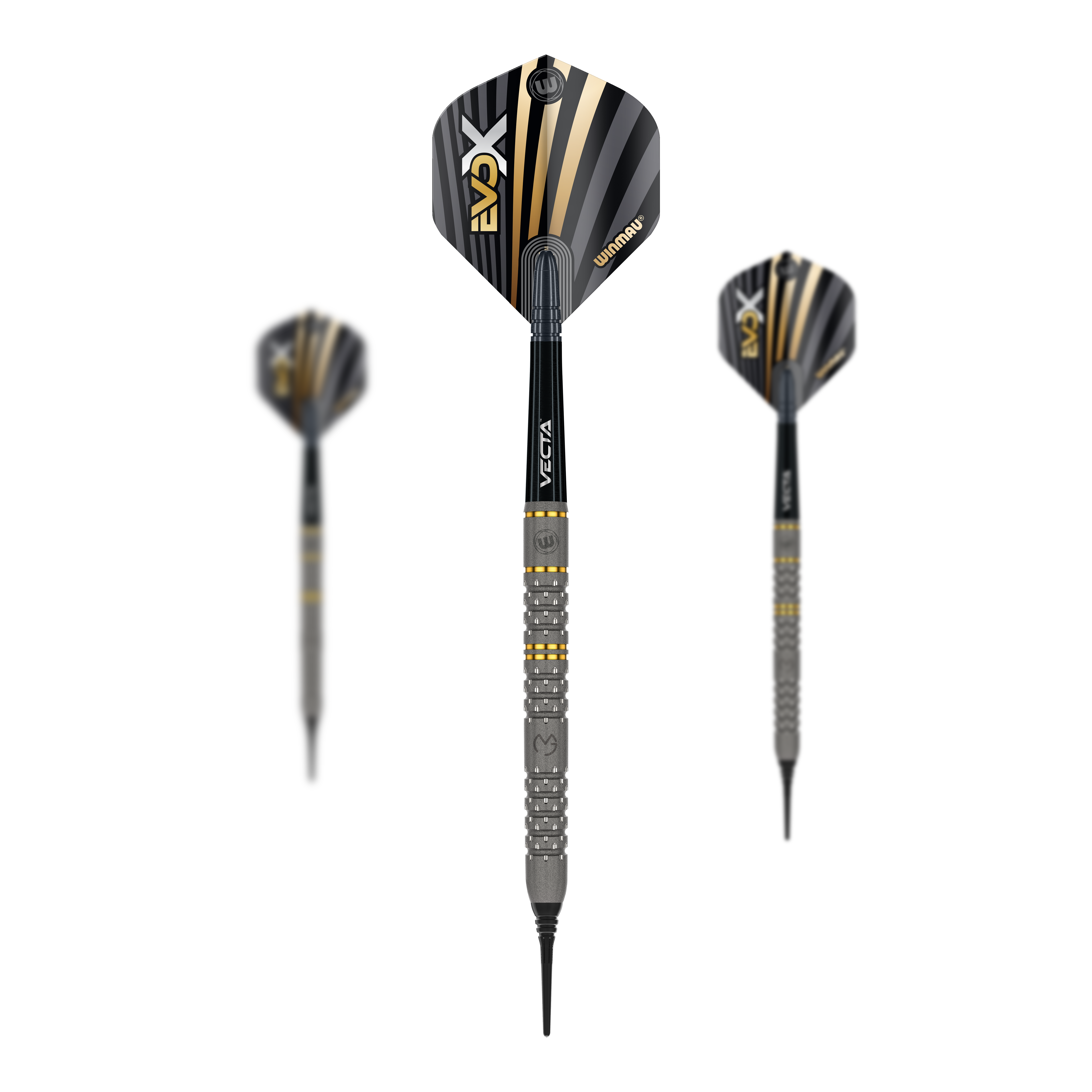 Winmau Michael Van Gerwen Evo-X zachte dartpijlen - 20g Das Bild zeigt drei Winmau Michael Van Gerwen Evo-X Softdarts mit einem Gewicht von 20g. Die Darts haben ein modernes Design mit schwarzen, goldenen und silbernen Akzenten.
