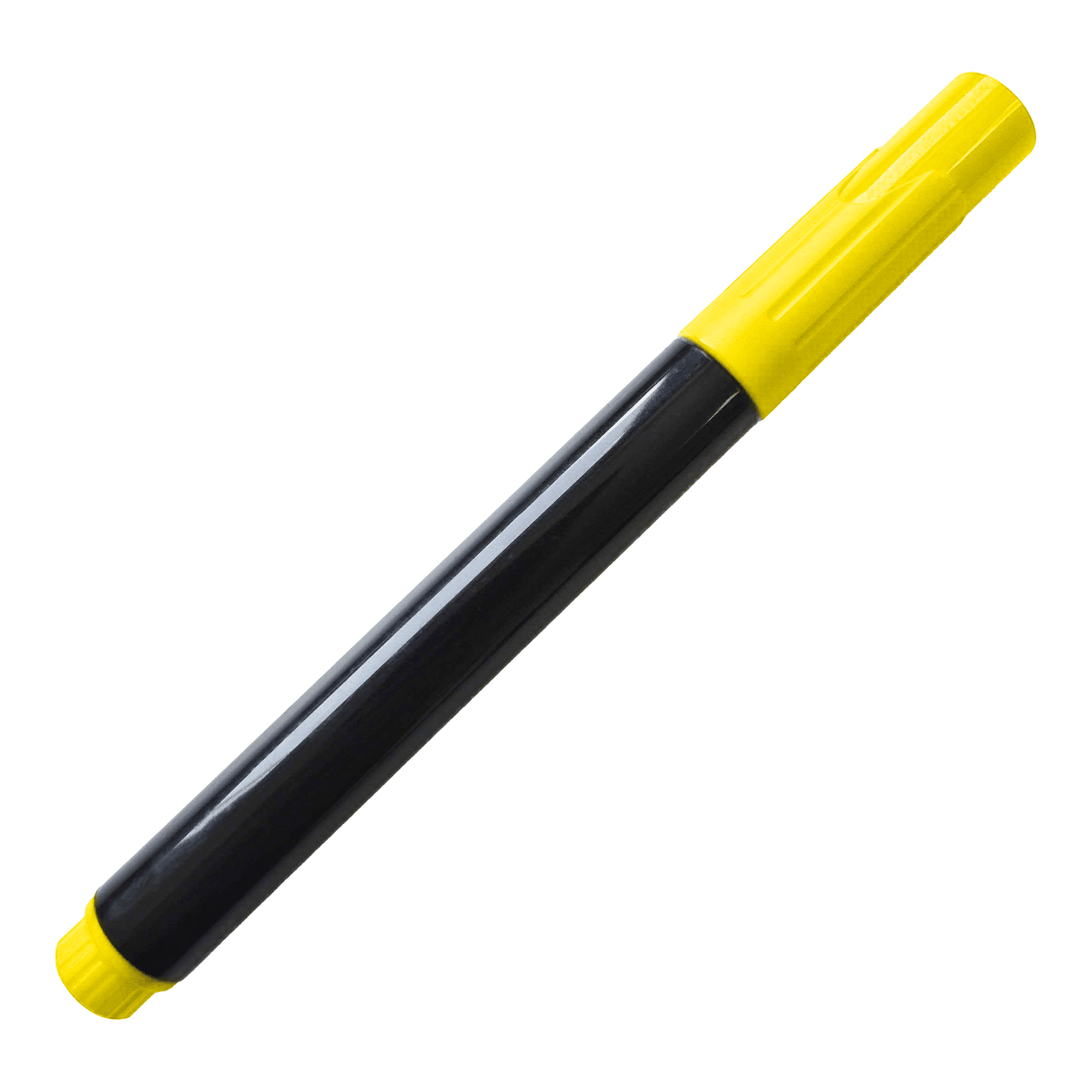 Auf dem Bild ist ein schwarzer Whiteboard-Marker mit gelber Kappe und gelbem Ende zu sehen. Der Marker liegt schräg auf einem schwarzen Hintergrund.