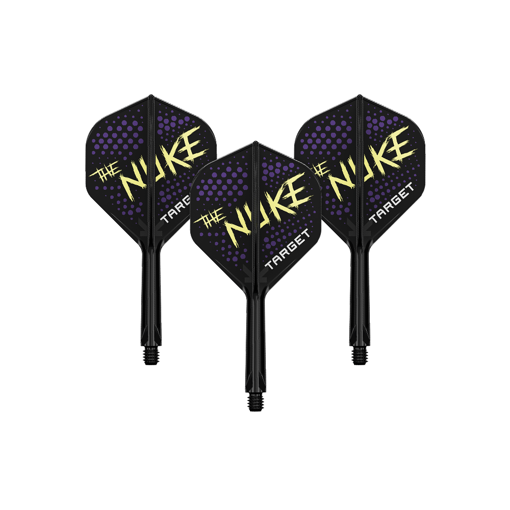 Target K-Flex Luke Littler Black No2 Standaard Vluchtsysteem Auf dem Bild sind drei schwarze Dartflights mit dem Schriftzug „The Nuke“ in gelber Farbe zu sehen. Die Flights haben außerdem violette Punkte und den Markennamen „Target“ in weiß.