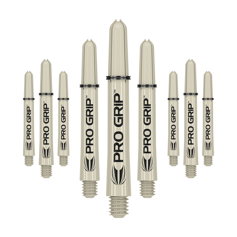 Target Pro Grip Shafts - 3 sets - Zand Auf dem Bild sind neun beige Dartschäfte mit der Aufschrift "PRO GRIP" zu sehen. Sie sind in einer Reihe angeordnet und haben ein Schraubgewinde am unteren Ende.