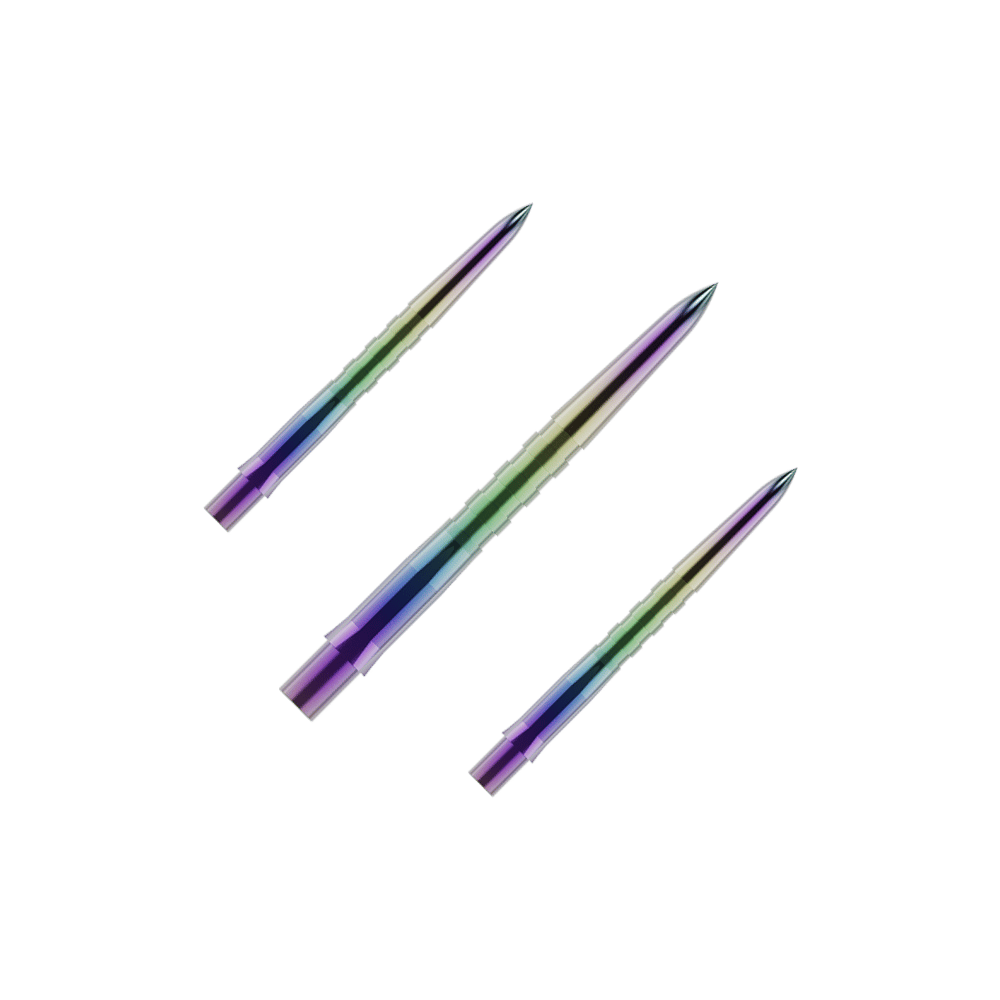 Auf dem Bild sind drei bunte, gerillte Dartspitzen zu sehen. Sie haben eine glänzende Oberfläche mit violetten, grünen und blauen Farbverläufen.
