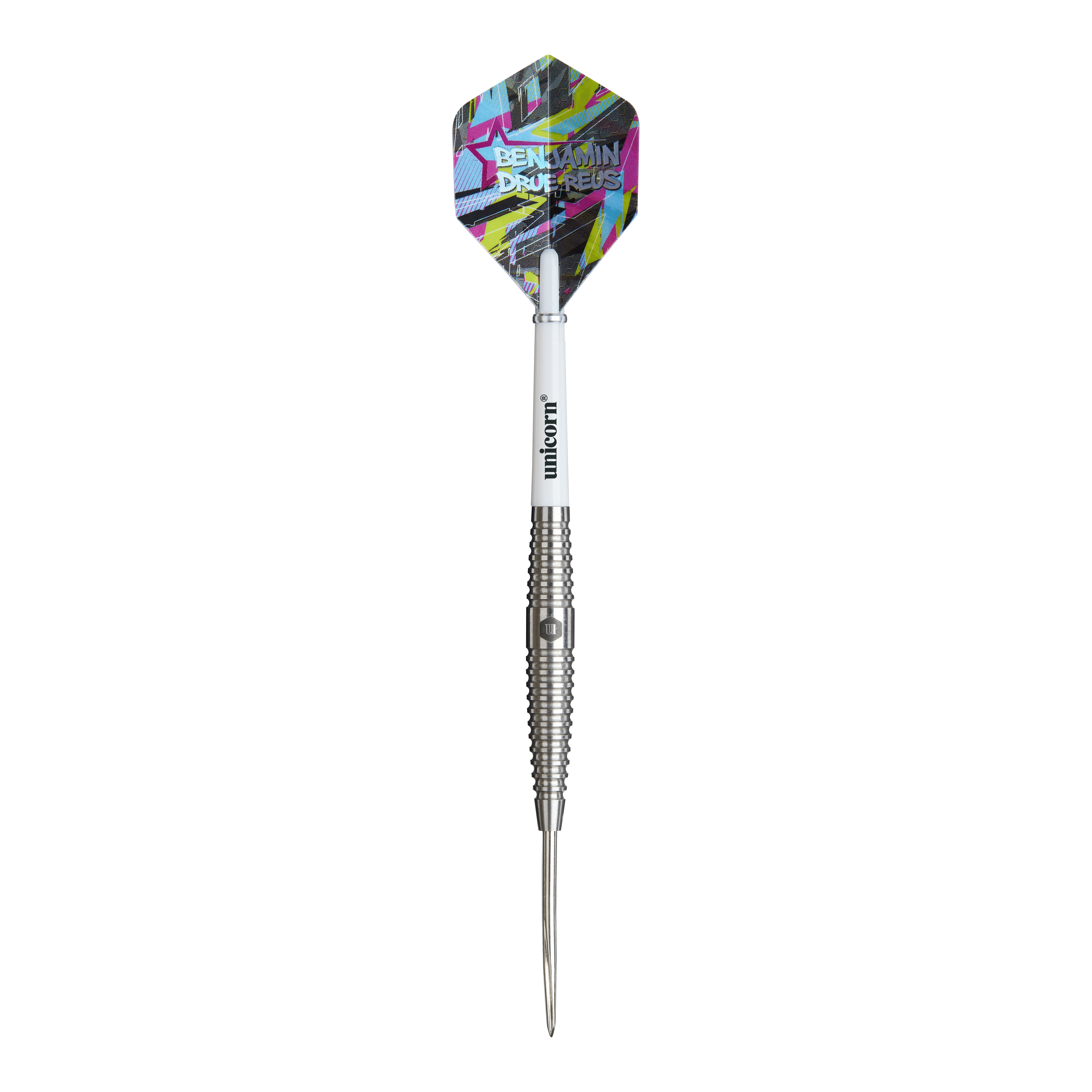 Unicorn Contender Benjamin Drue Reus Steeldarts - 24g Das Bild zeigt einen Steeldart mit dem Namen "Unicorn Contender Benjamin Drue Reus Steeldarts - 24g". Der Dartpfeil hat eine silberne Metallspitze, einen geriffelten Schaft und ein bunt gestaltetes Flight.