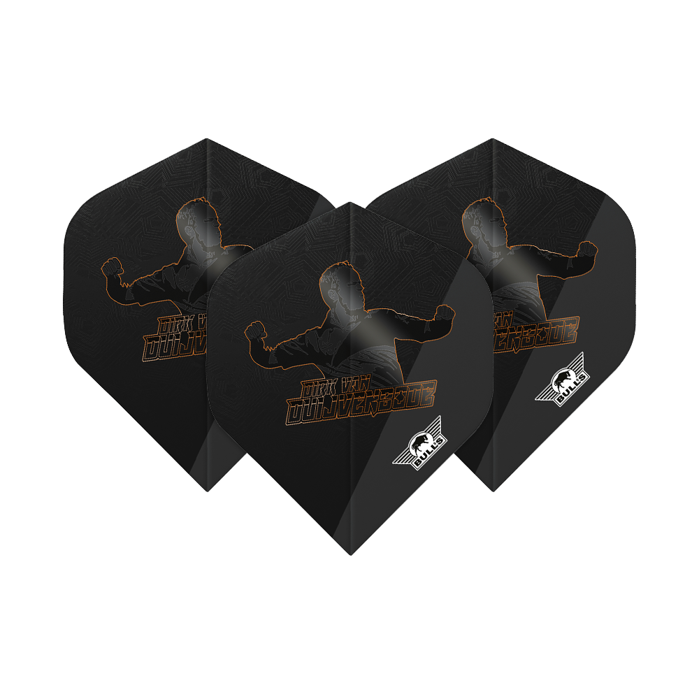 Bulls NL Speler 100 Dirk Van Duijvenbode Editie 2 No2 Standaardvluchten Das Bild zeigt drei schwarze Dart Flights mit dem Aufdruck "Dirk Van Duijvenbode" und einer Silhouette. In der Ecke ist das weiße Bulls NL-Logo zu sehen.