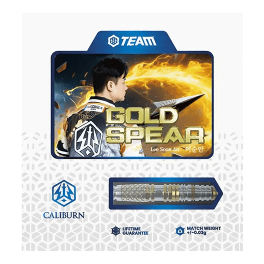 Abgebildet sind die Caliburn Players Darts Lee Soon An Gold Spear Steeldarts, 23g. Diese Darts zeichnen sich durch eine goldfarbene Optik aus.