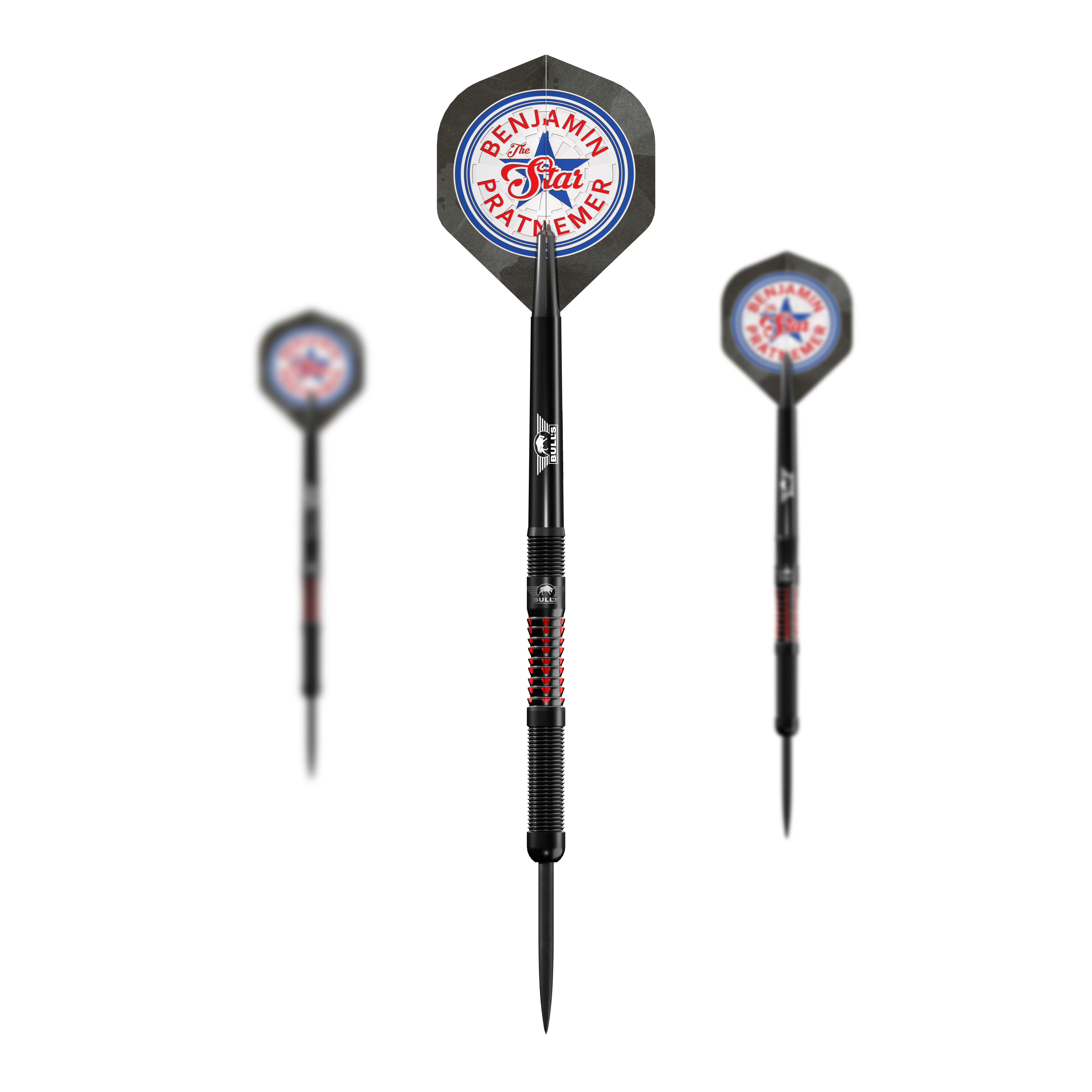 Bulls NL Benjamin Pratnemer steel darts - 20g Das Bild zeigt drei Steeldarts mit der Aufschrift "Benjamin Pratnemer The Star" auf den Flights. Die Darts sind schwarz mit roten Akzenten und wiegen 20 Gramm.