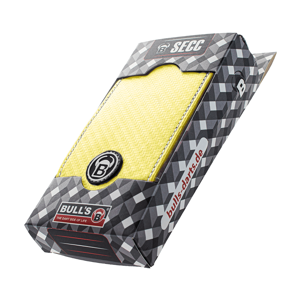 66348_Bulls_SECC_Dartcase_Yellow_4 Das Bild zeigt das Produkt "Bulls SECC Dartcase" in einer auffälligen gelben Farbe. Die Verpackung ist schwarz-grau gemustert und zeigt deutlich das Bulls-Logo.