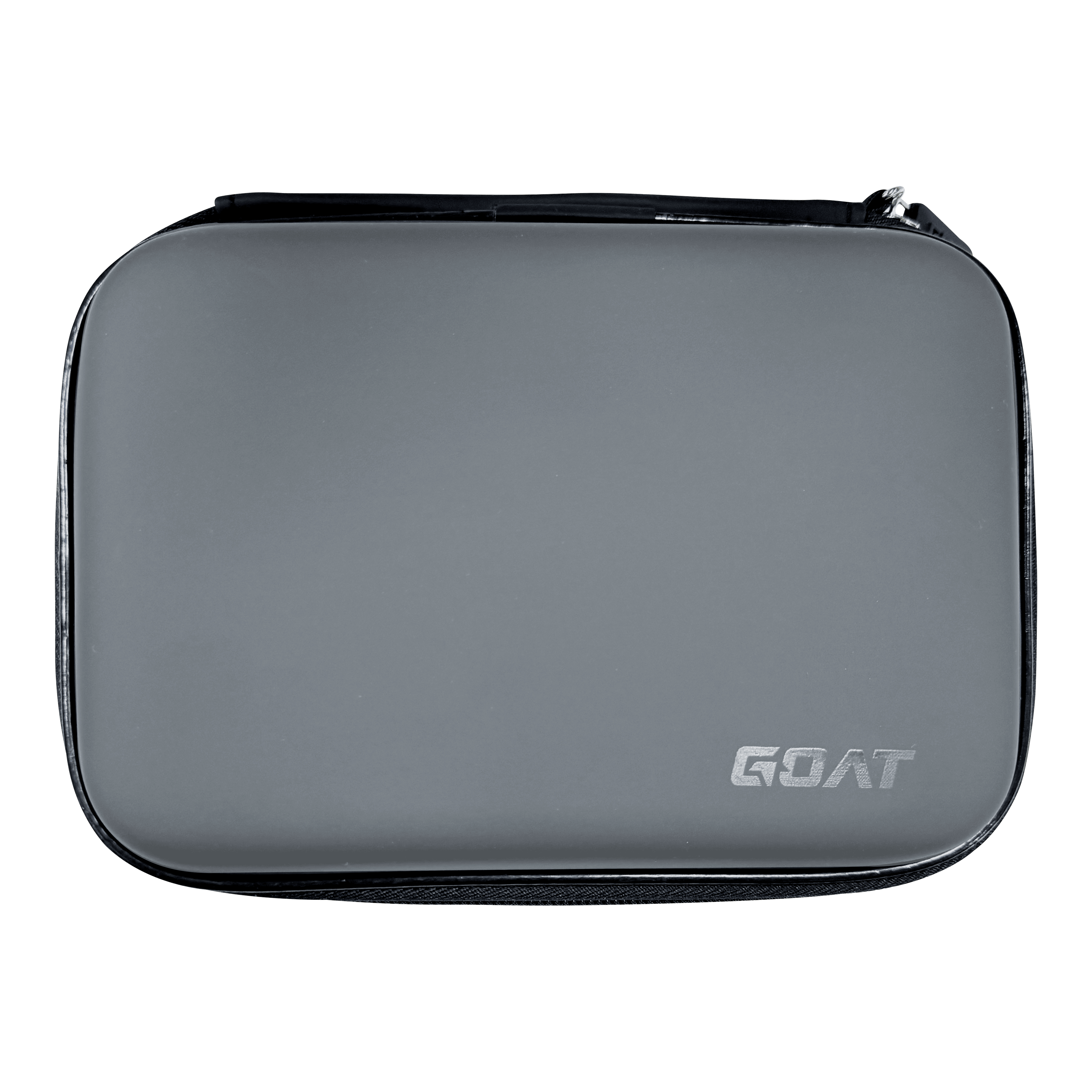 GOAT Locker XL dartportemonnee Auf dem Bild ist eine graue, rechteckige Tasche mit abgerundeten Ecken zu sehen. In der rechten unteren Ecke steht das Wort "GOAT".