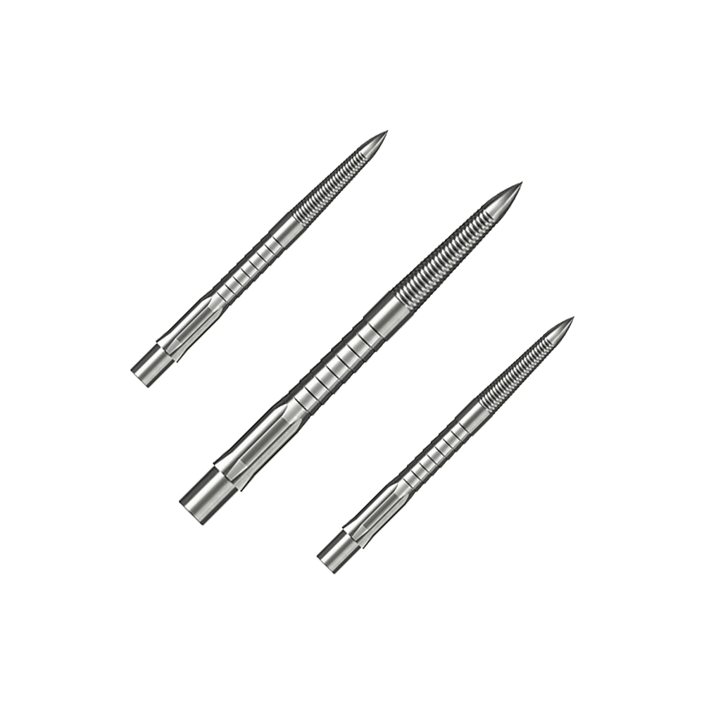 Caliburn System Steel Dart Tips - Micro Grip - Zilver Das Bild zeigt drei silberne Steeldartspitzen mit feinem Micro-Grip. Sie sind 28 mm lang und sauber nebeneinander angeordnet.