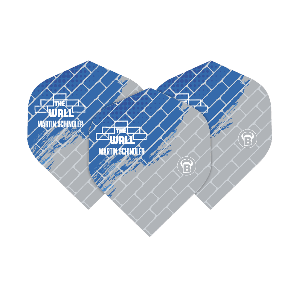Bulls Metrixx Martin Schindler Blauw Grijs No2 Standaard Vluchten Das Bild zeigt drei Dartflights in Blau und Grau mit einem Ziegelmuster. Auf den Flights steht "The Wall Martin Schindler" in weißer Schrift.