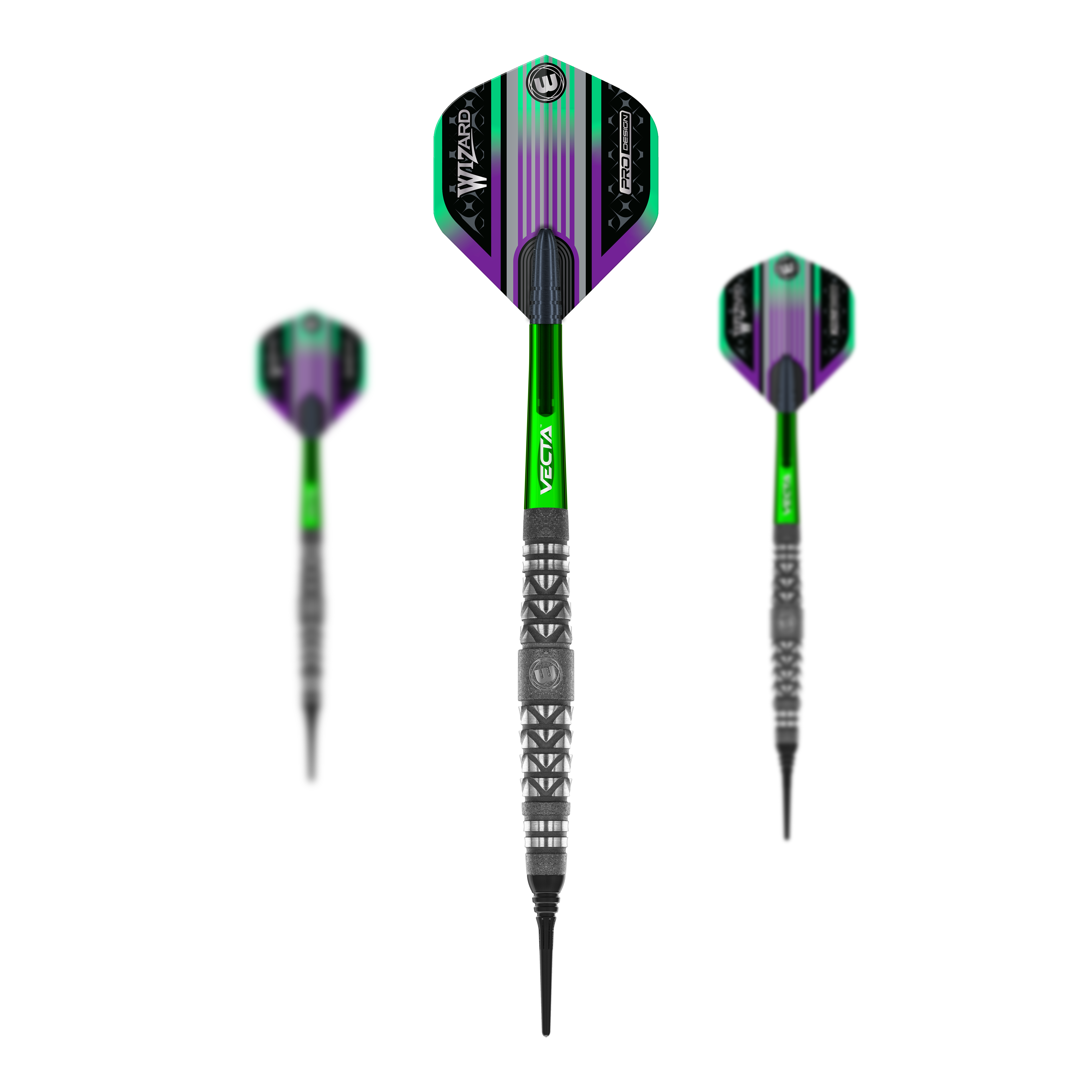 Winmau Simon Whitlock Atomized Grip Soft Darts Das Bild zeigt drei Softdarts der Marke Winmau Simon Whitlock Atomised Grip. Die Darts haben grüne und lilafarbene Flights sowie einen strukturierten, silber-schwarzen Grip.