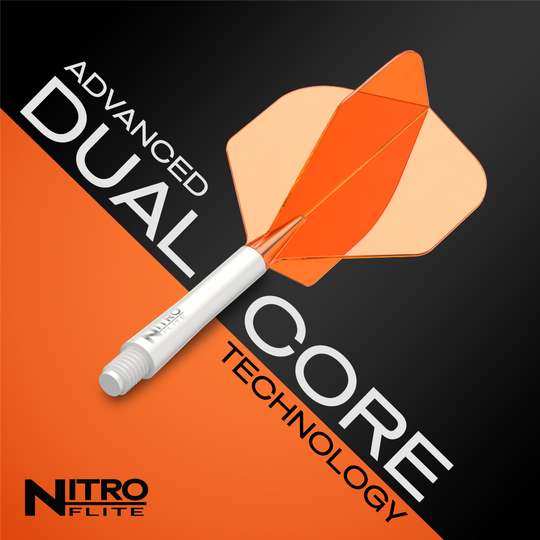 Gezeigt wird das Produkt Red Dragon Nitroflite White Shaft Orange Flights No2. Es handelt sich um einen weißen Dart-Schaft mit orangefarbenen Flights.