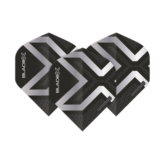 Winmau Prism Delta Blade X Metallic Silver No2 standaard flights Hier sind die Winmau Prism Delta Blade X Metallic Silver No2 Standard Flights abgebildet. Es handelt sich um silberne Dartflights für präzises Darten.