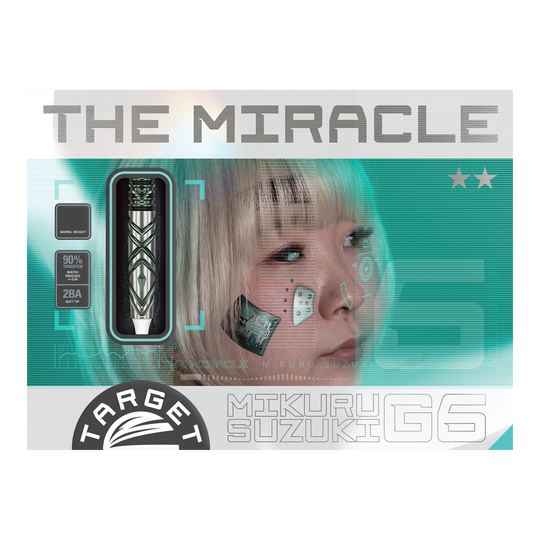 Auf dem Bild ist die Verpackung der "Target Japan Mikuru Suzuki The Miracle GEN6 Softdarts - 21,5g" zu sehen. Links ist ein Dartpfeil abgebildet, rechts das Gesicht einer Frau mit futuristischen Grafiken.