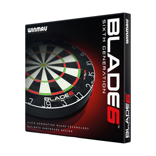 3033_Winmau_Blade_6_Steeldartboard_5 Dies ist die Verpackung des Winmau Blade 6 Steeldartboards. Auf der Vorderseite sieht man ein Bild des Dartboards und den Hinweis auf die sechste Generation der Blade-Technologie.
