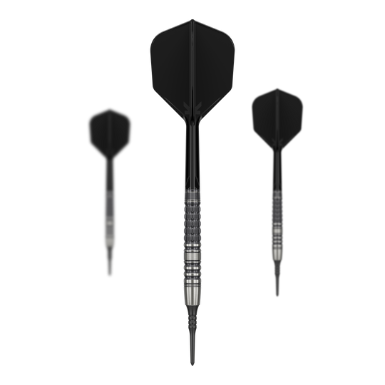 Target Japan Black Marque Lumiere GEN3 Soft Darts - 18,5 g Das Bild zeigt drei schwarze Softdarts des Modells "Target Japan Black Marque Lumiere GEN3" mit einem Gewicht von 18,5g. Die Dartpfeile haben silber-schwarze Griffrillen und schwarze Flights.