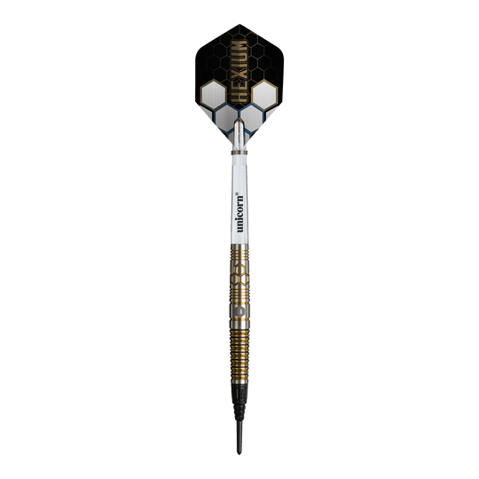 Unicorn Hexium Style 03 Goud & Zwart Soft Darts - 23 g Das Bild zeigt die Unicorn Hexium Style 03 Gold & Black Softdarts mit 23g Gewicht. Die Darts sind in den Farben Gold und Schwarz gestaltet.