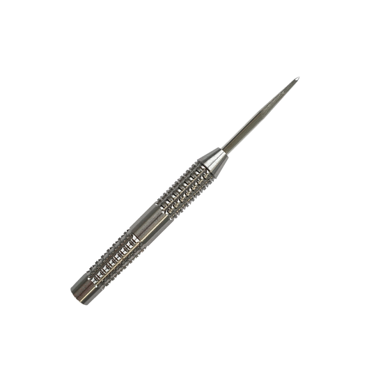 McDart SilverGrip Steeldart-vaten Das Bild zeigt einen silbernen Steeldart-Barrel mit feinem Rillenmuster für besseren Halt. Es handelt sich um das Produkt "McDart SilverGrip Steeldart Barrels".