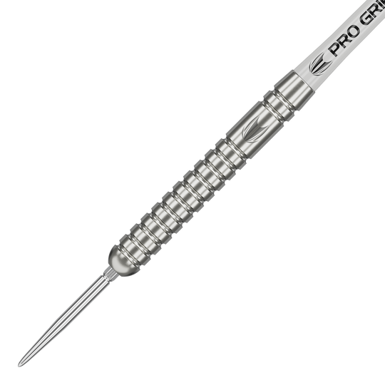 Das Bild zeigt einen silbernen Steeldart mit gerilltem Griff und spitzer Metallspitze. Auf dem Schaft steht "PRO GRIP" geschrieben.