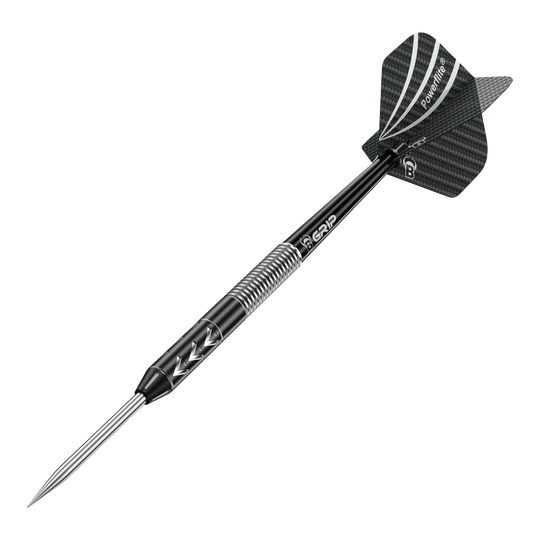 Bulls Challenger Arno Merk stalen dartpijlen - 22 g Das Bild zeigt einen Bulls Challenger Arno Merk Steeldart mit einem Gewicht von 22g. Der Dart ist überwiegend schwarz mit einem silbernen Griffbereich und einer schwarzen Flight.