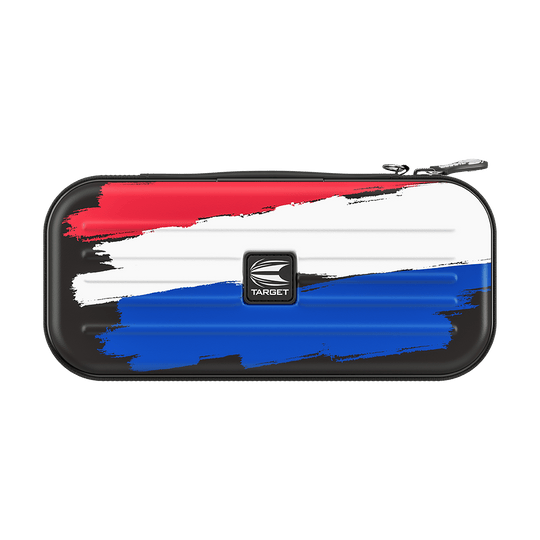 330002_Target_Takoma_Flag_Holland_Dartwallet_27JMgZY4cfwe7J Das Bild zeigt eine Darttasche mit dem Design der niederländischen Flagge in Rot, Weiß und Blau. In der Mitte befindet sich ein silbernes Target-Logo.