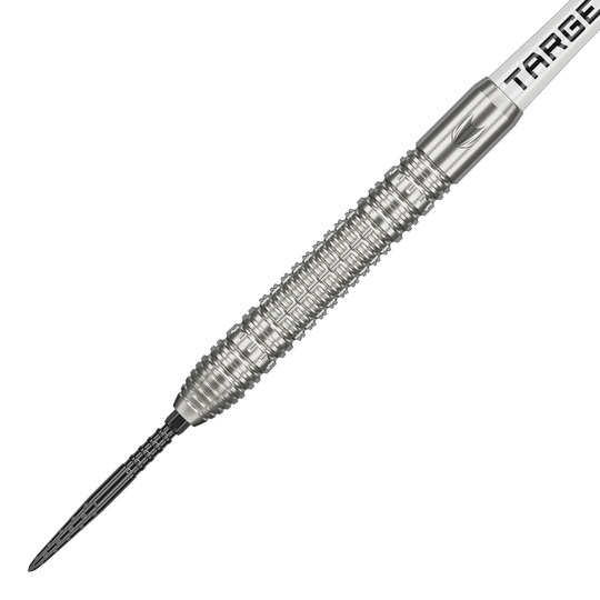 Das Bild zeigt einen Target Shane McGuirk GEN1 Swiss Point Steeldart mit einem Gewicht von 23 Gramm. Der Dartpfeil besteht aus silbernem Metall und hat eine strukturierte Griffzone für besseren Halt.