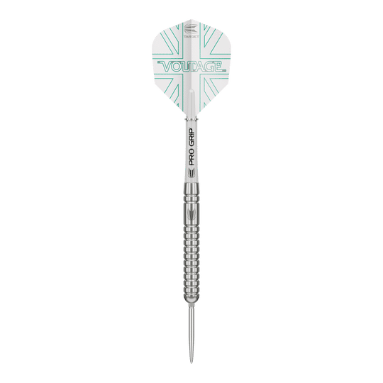 Das Bild zeigt einen Target Rob Cross Voltage Swiss Point Steeldart. Der Dart hat ein silbernes Design mit dem Schriftzug „VOLTAGE“ auf den Flights.