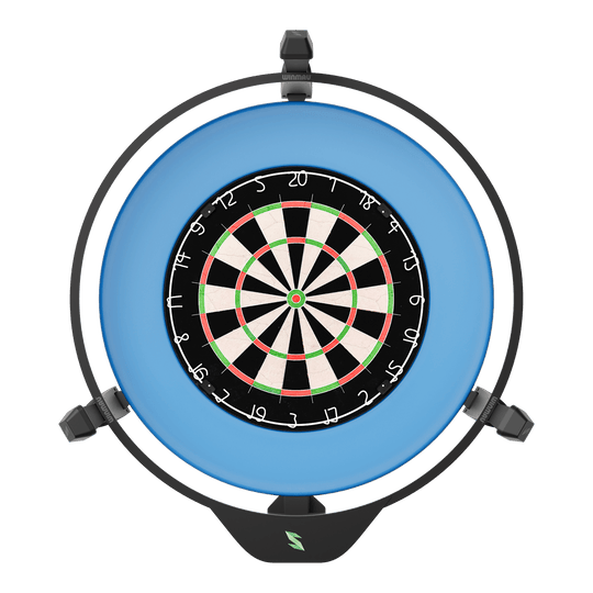 Scolia Home 2 FLEX - Elektronisch autoscoringsysteem 2026 Das Bild zeigt das Produkt "Scolia Home 2 FLEX - Elektronisches Punktesystem" für Dartscheiben. Es besteht aus einem runden Rahmen mit Beleuchtung und einer klassischen Dartscheibe in der Mitte.