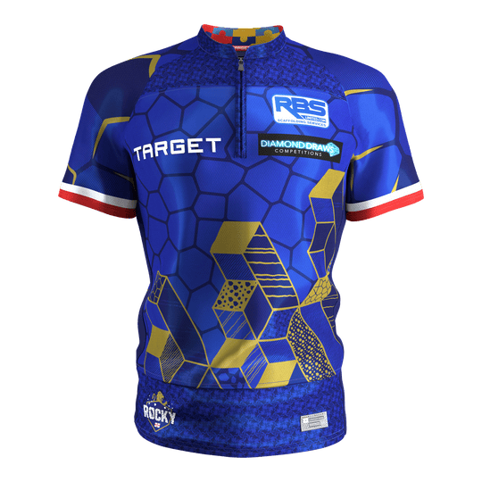 Target Josh Rock Dart Shirt 2027 Das Produkt auf dem Bild ist das Target Josh Rock Dartshirt 2027. Es richtet sich an professionelle und Hobby-Dartspieler.