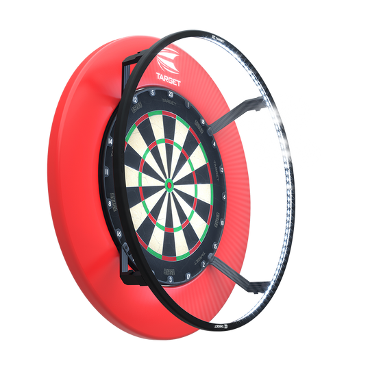 Target CORONA Vision LED-dartbordverlichtingssysteem Das Bild zeigt das Target CORONA Vision LED Dartboard-Beleuchtungssystem an einer Dartscheibe montiert. Ein LED-Ring sorgt für eine gleichmäßige Ausleuchtung der gesamten Spielfläche.