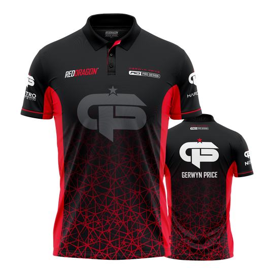 Red Dragon Gerwyn Price Rood Tour-polodartshirt Das Bild zeigt das "Red Dragon Gerwyn Price Red Tour Polo Dartshirt" in Schwarz mit roten Akzenten. Auf der Vorder- und Rückseite sind große weiße Logos und der Name "Gerwyn Price" zu sehen.