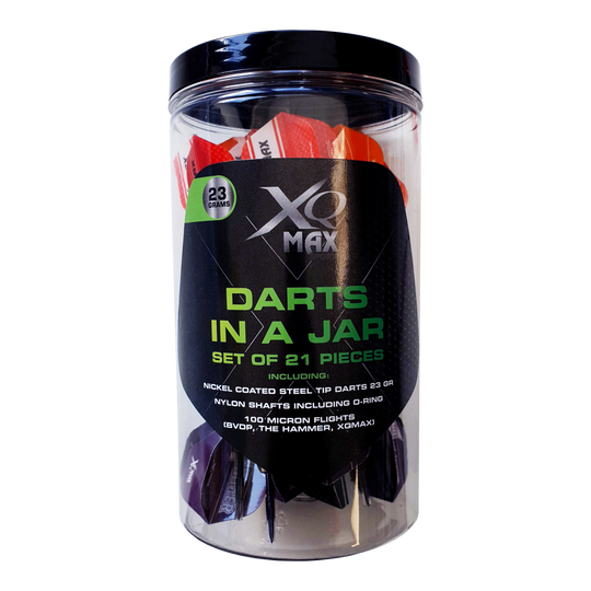 XQ Max 21 darts in een glas