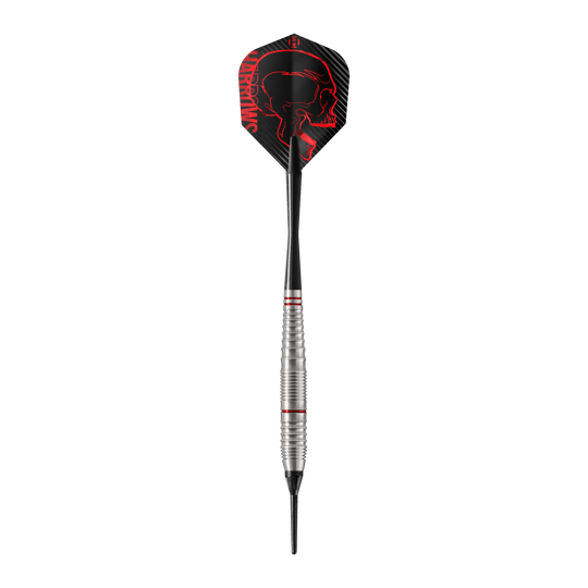Harrows Rage Softdarts Das Bild zeigt einen Harrows Rage Softdart mit silbernem Griff und schwarzer Spitze. Das Dartflight ist schwarz mit einem roten Totenkopf und der Aufschrift "HARROWS" verziert.