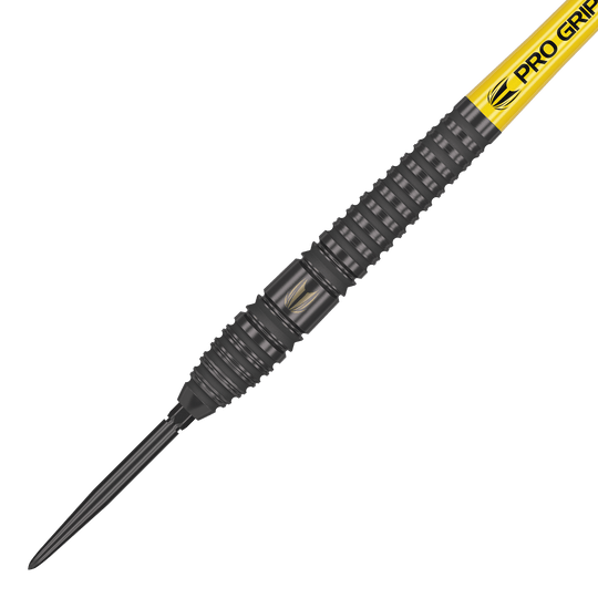 Target Bolide Void 03 Swiss Point steel darts Das Bild zeigt den Target Bolide Void 03 Swiss Point Steeldart. Der Dartpfeil hat ein schwarzes, geriffeltes Barrel und eine gelbe Pro Grip Spitze.