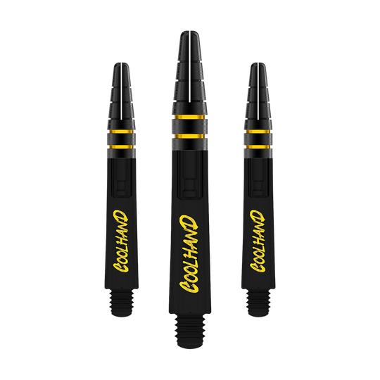 Red Dragon Nitrotech Luke Humphries Coolhand Shafts - Zwart Auf dem Bild sind drei schwarze Dartschäfte mit gelber Aufschrift "COOLHAND" zu sehen. Die Schäfte haben goldene Akzente und sind 36 mm lang.