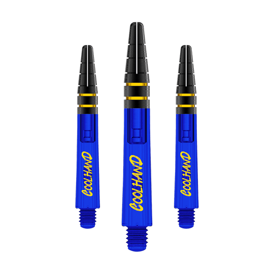 Red Dragon Nitrotech Luke Humphries Coolhand Shafts - Blauw Das Bild zeigt drei blaue Dartschäfte mit der gelben Aufschrift "COOLHAND". Die Schäfte haben schwarze und goldene Akzente am oberen Ende.
