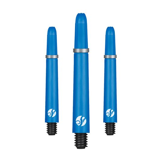Das Bild zeigt drei blaue Dartschäfte in verschiedenen Längen. Jeder Schaft hat ein schwarzes Gewinde und einen weißen Aufdruck.