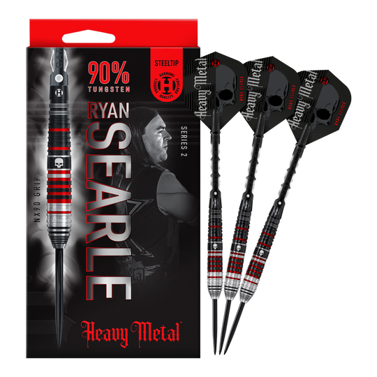 Das Bild zeigt die "Harrows Ryan Searle Heavy Metal Series 2 Steeldarts" mit 90% Tungsten-Gehalt. Neben der Verpackung sind drei schwarze und rot-silberne Steeldarts abgebildet.