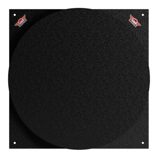 Bulls NL Dartbord Silencer Das Bild zeigt das Produkt "Bulls NL Dartboard Silencer". Es ist eine schwarze, runde Matte mit einer leicht strukturierten Oberfläche.