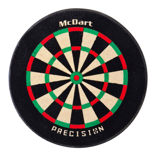 Das Bild zeigt eine kleine, runde Dartscheibe mit der Aufschrift „McDart“ und „PRECISION“. Die Scheibe hat die klassischen Farben Weiß, Schwarz, Rot und Grün.
