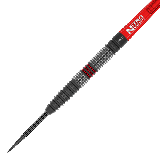 Red Dragon Jonny Clayton Hiraeth stalen dartpijlen Das Bild zeigt einen Steeldart namens "Red Dragon Jonny Clayton Hiraeth". Der Dart hat ein geriffeltes Griffstück mit schwarzen und roten Akzenten sowie einen roten Schaft mit der Aufschrift "Nitro Tech".