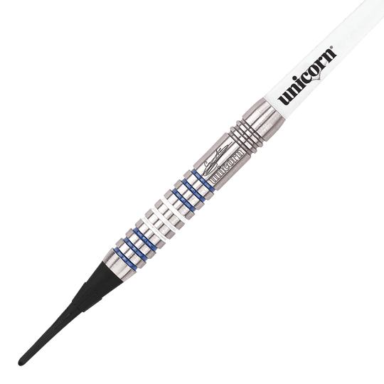 Unicorn Silver Star Var.3 Gary Anderson softdarts Das Bild zeigt die Unicorn Silver Star Version 3 Gary Anderson Softdarts. Drei silberne Dartpfeile liegen nebeneinander auf weißem Hintergrund.