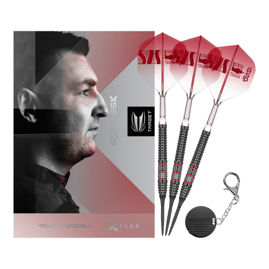 Target Nathan Aspinall 95K Swiss Point Steel Darts Volle Ansicht der Target Nathan Aspinall 95K Swiss Point Steeldarts. Die Darts sind in ihrer Gesamtheit abgebildet.